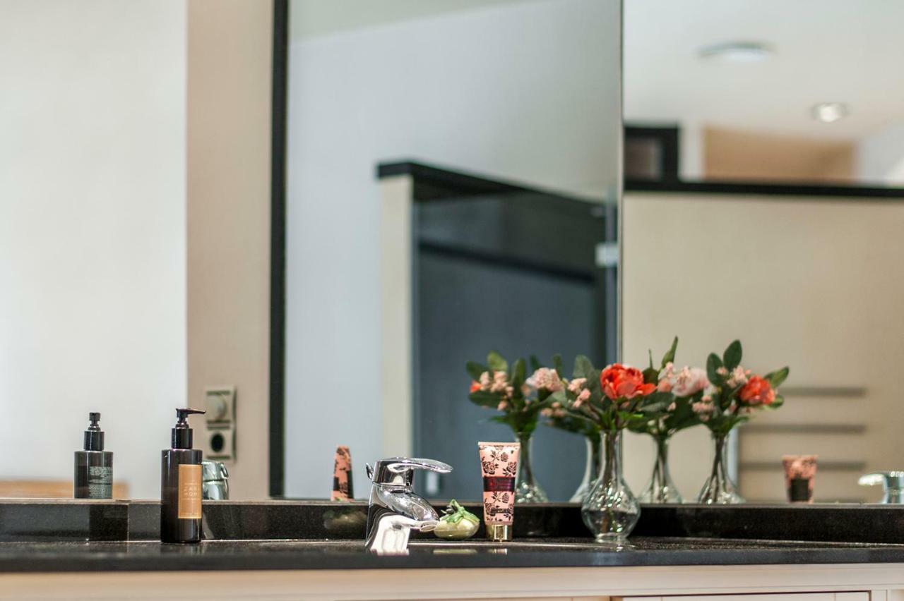 Cinema Exclusive - Sol II Collection - Elevenhost Apartment Madrid Luaran gambar