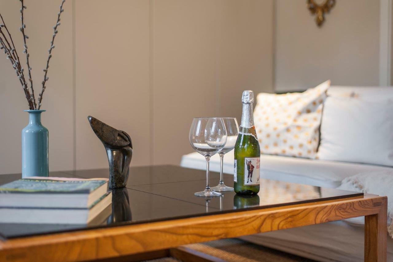 Cinema Exclusive - Sol II Collection - Elevenhost Apartment Madrid Luaran gambar